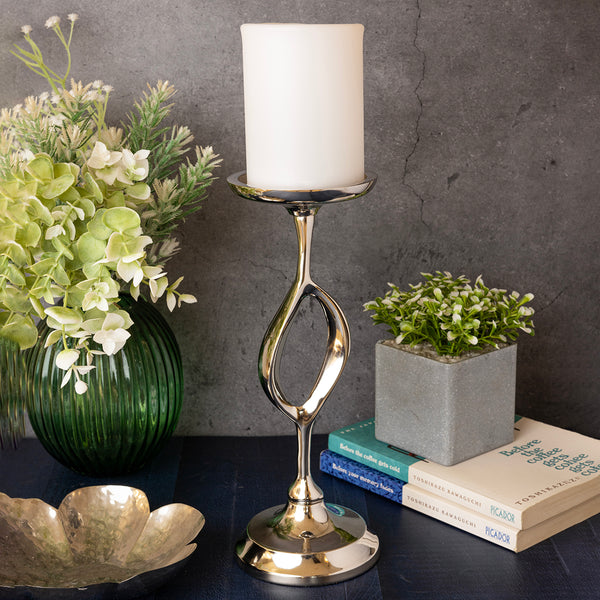 SET OF 2 ALUMINIUM OVAL CANDLE HOLDERS